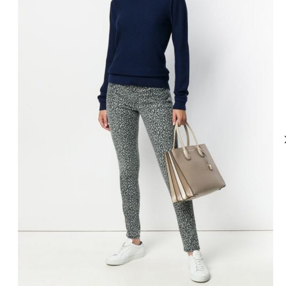 Leopard Print Stretch Denim Izzy Skinny Jeans - Picture 3 of 12